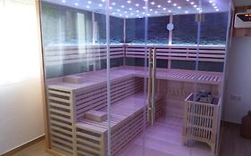 Ferienapartment Auszeit- Sauna, Whirlpool und Garten zur Alleinnutzung
